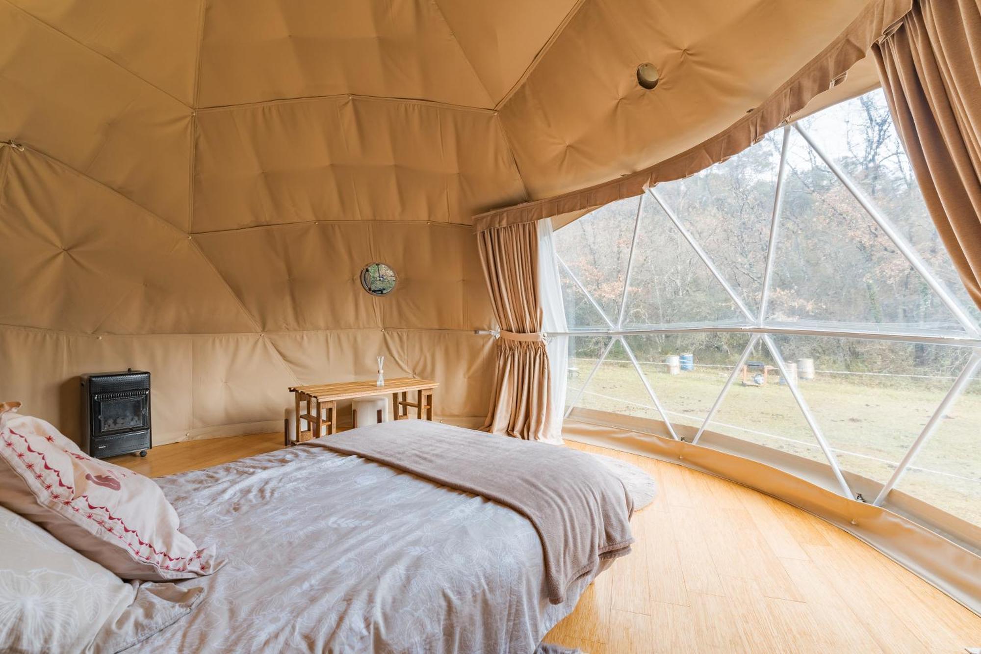 La Cabane Aux Chevaux Varages ภายนอก รูปภาพ