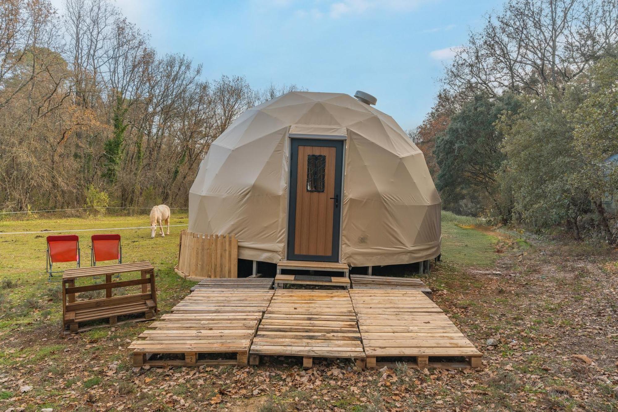 La Cabane Aux Chevaux Varages ภายนอก รูปภาพ